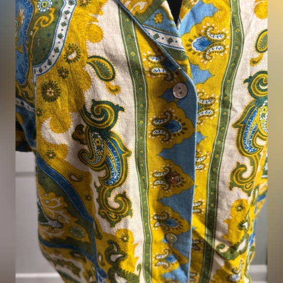 Haute hippie short sleeve collared linen blend bright paisley top - Picture 2 of 8